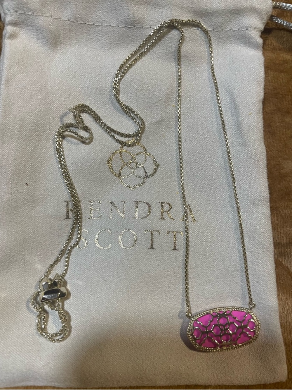 Kendra Scott Dylan Gold Necklace with Hot Pink Pendant - Picture 2 of 3